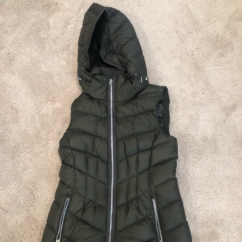 Athleta responsible down vest